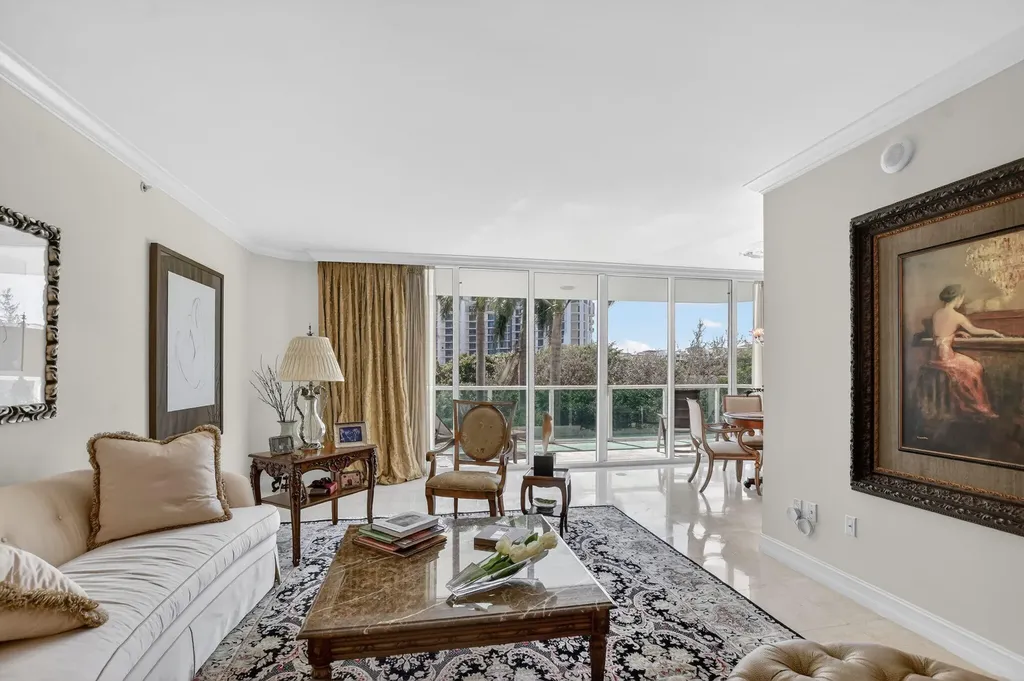 550 SE Mizner Boulevard Boca Raton FL 33432