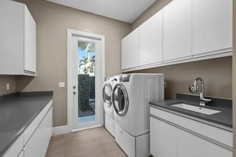 701 NW 7th Street Delray Beach FL 33444