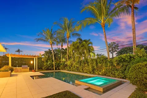 701 NW 7th Street Delray Beach FL 33444