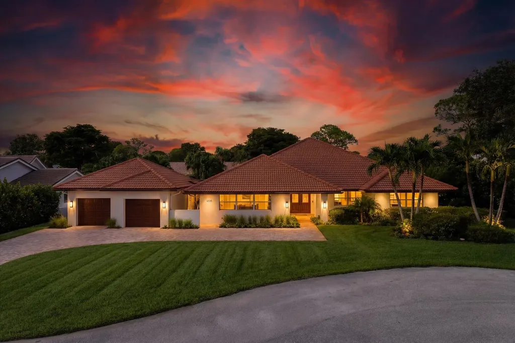 4535 Oak Tree Court Delray Beach FL 33445
