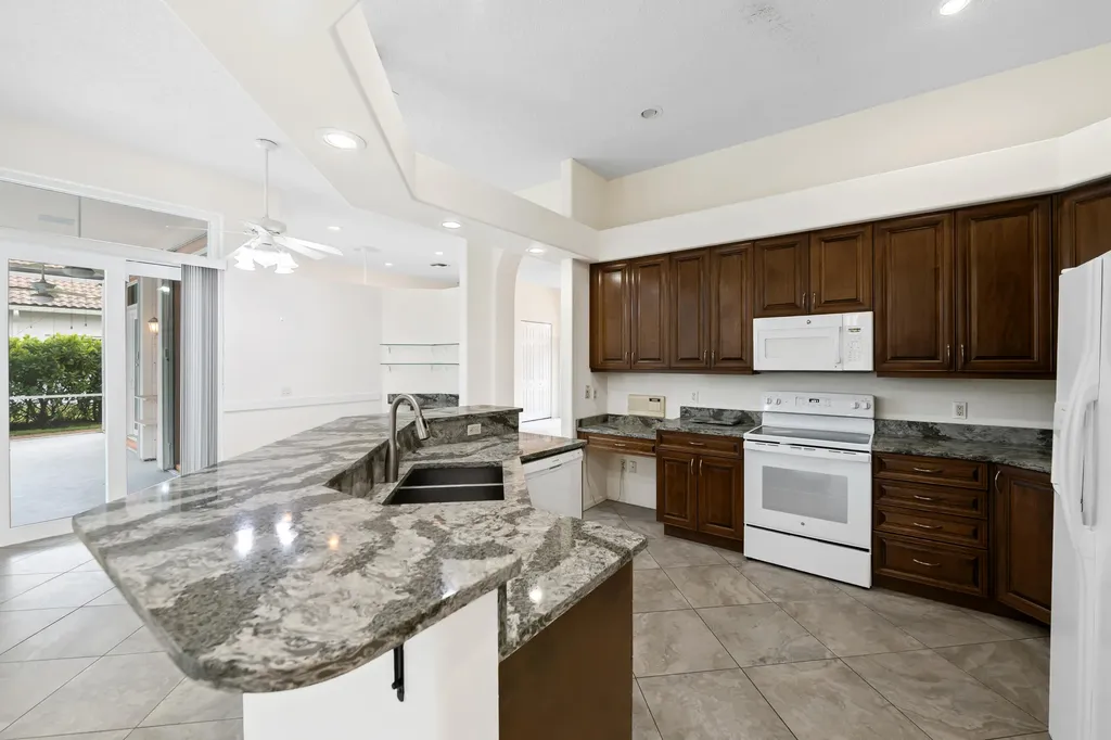 2730 Tecumseh Drive West Palm Beach FL 33409