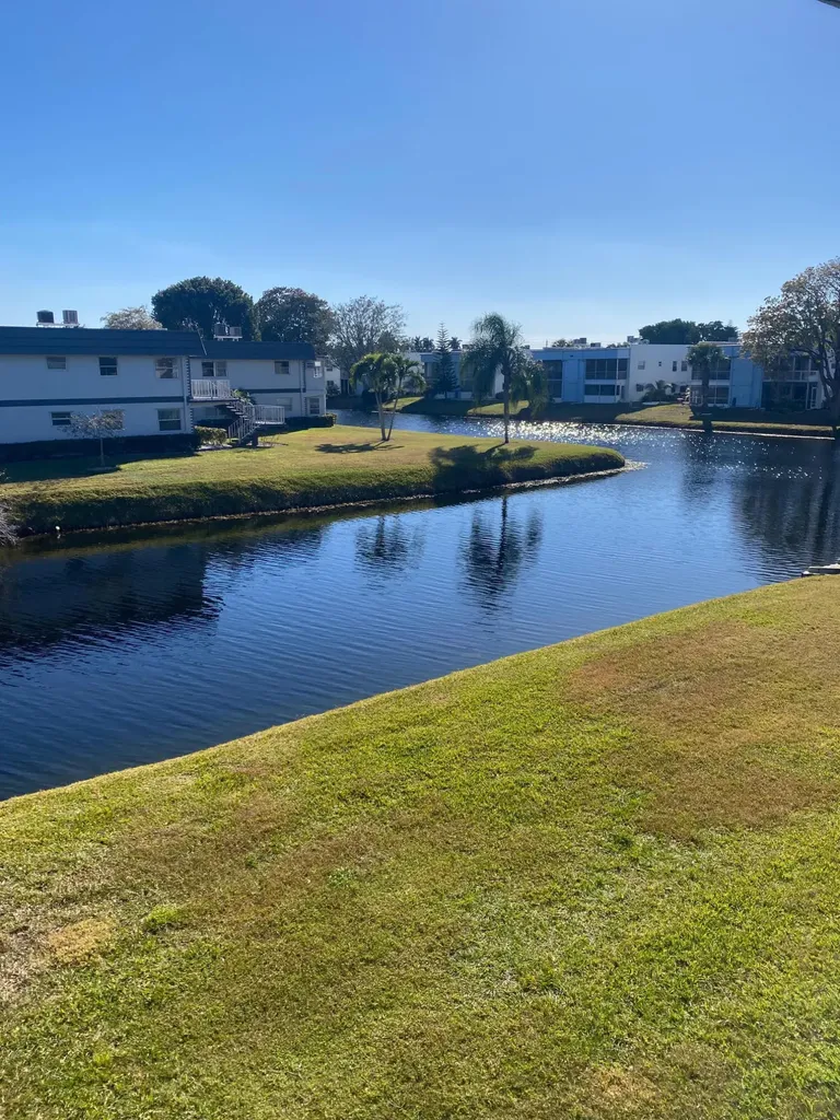 668 Monaco N Delray Beach FL 33446