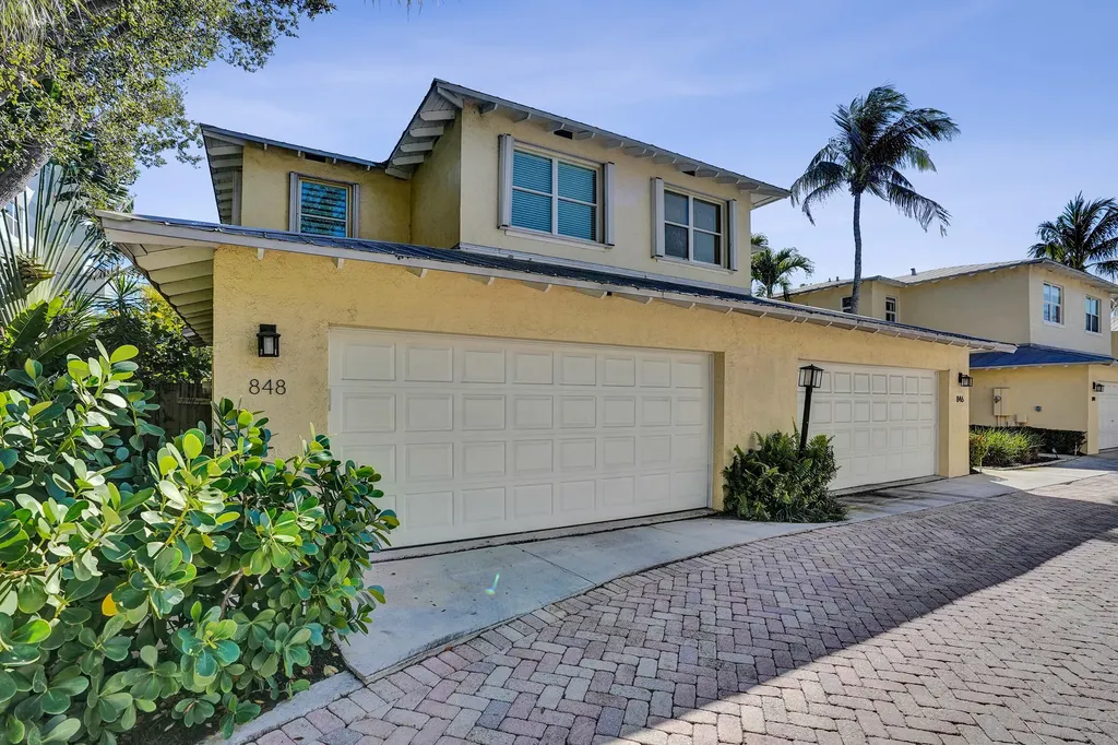 848 SE 4th Court Deerfield Beach FL 33441