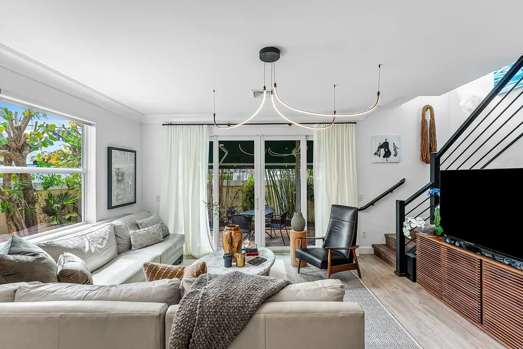 848 SE 4th Court Deerfield Beach FL 33441