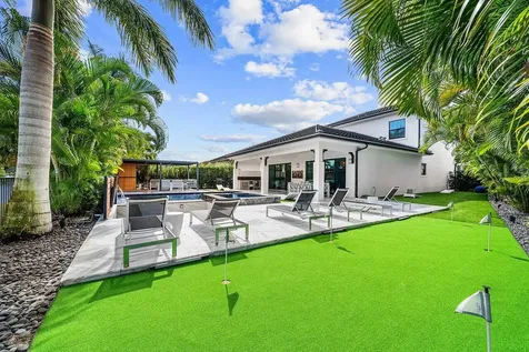 3019 Gin Berry Way West Palm Beach FL 33401