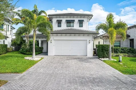 3019 Gin Berry Way West Palm Beach FL 33401