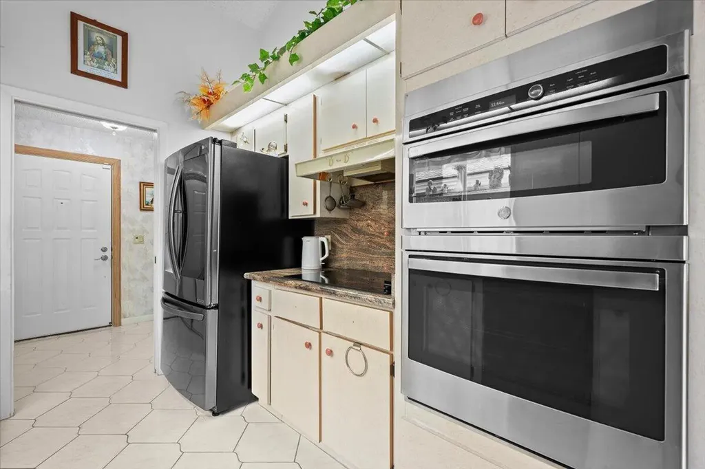 352 River Edge Road Jupiter FL 33477