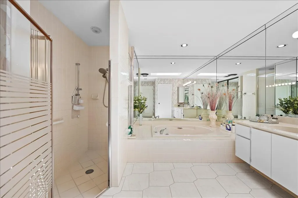 352 River Edge Road Jupiter FL 33477
