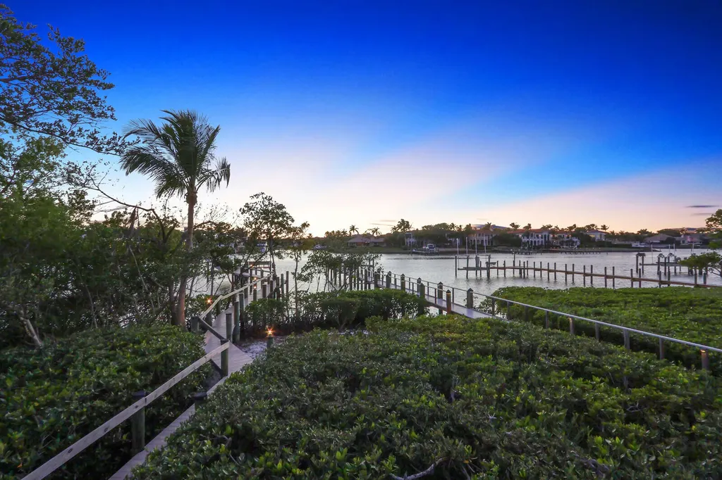 352 River Edge Road Jupiter FL 33477