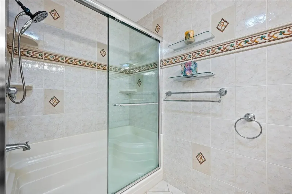 352 River Edge Road Jupiter FL 33477