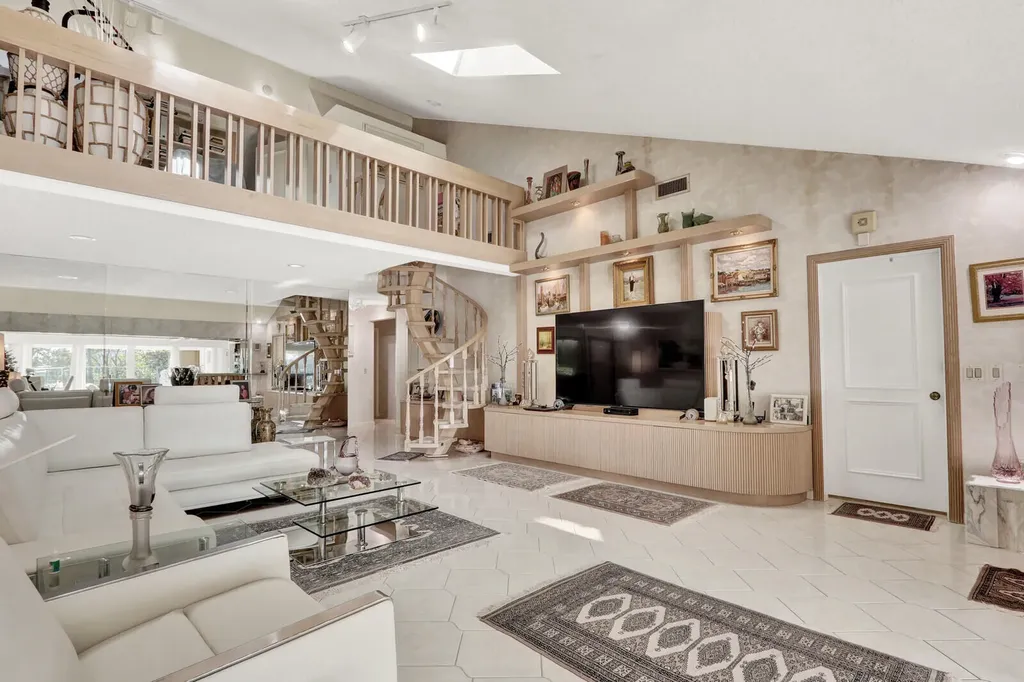 352 River Edge Road Jupiter FL 33477