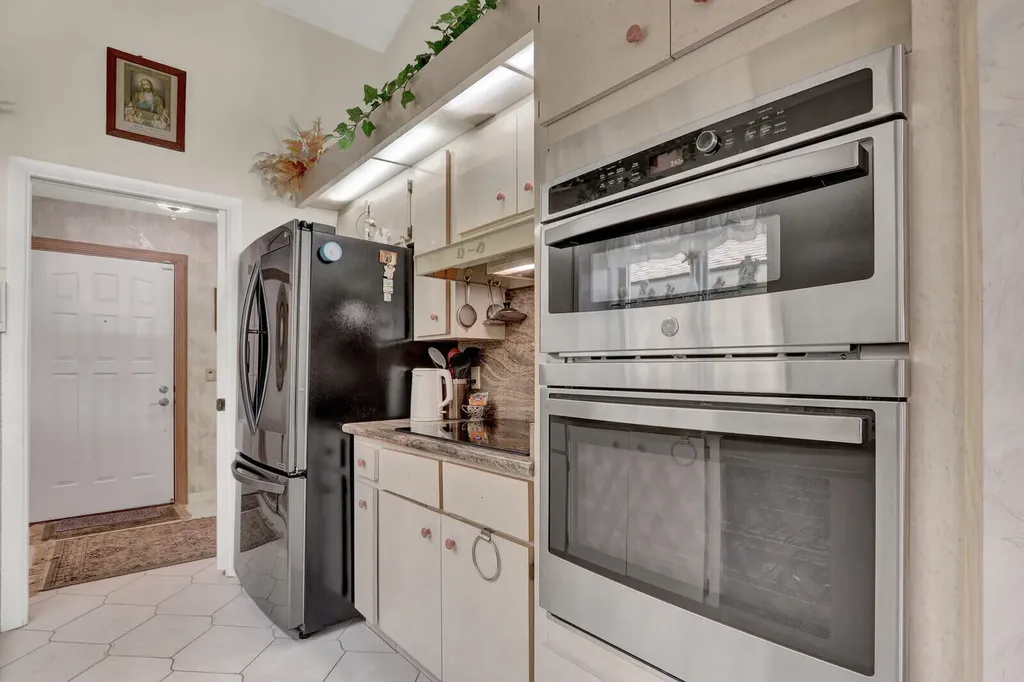 352 River Edge Road Jupiter FL 33477