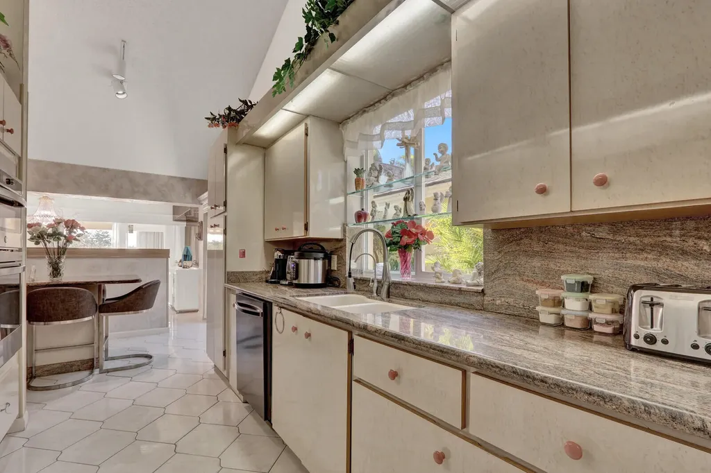 352 River Edge Road Jupiter FL 33477