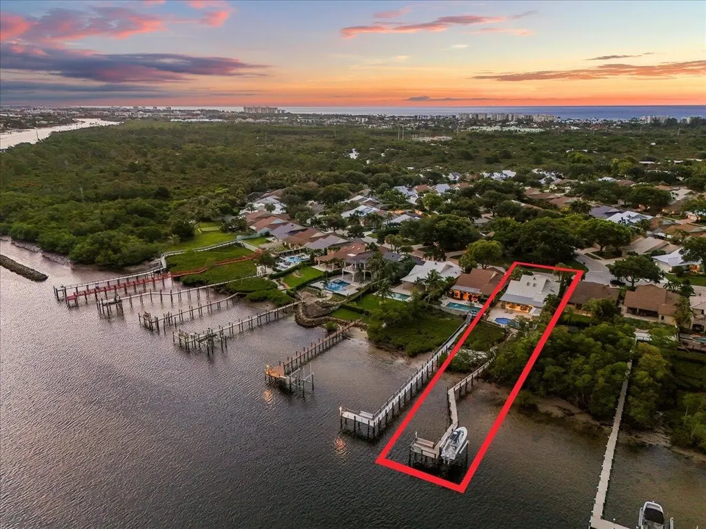 352 River Edge Road Jupiter FL 33477