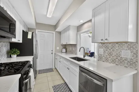 273 NE Orchard Street Port St Lucie FL 34983