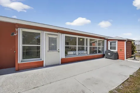 273 NE Orchard Street Port St Lucie FL 34983