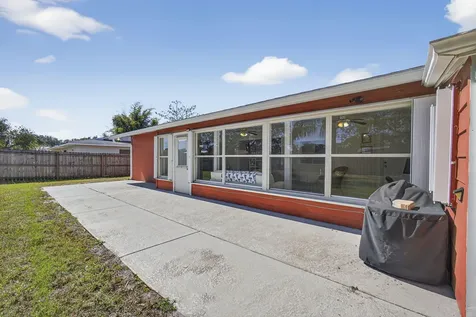 273 NE Orchard Street Port St Lucie FL 34983