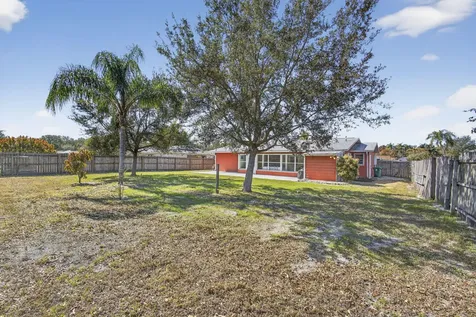 273 NE Orchard Street Port St Lucie FL 34983