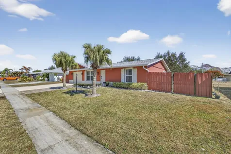 273 NE Orchard Street Port St Lucie FL 34983