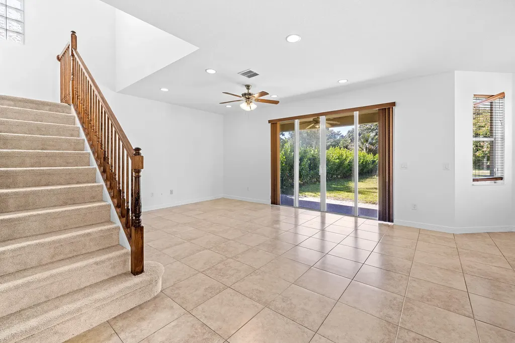 2705 Pienza Circle Royal Palm Beach FL 33411