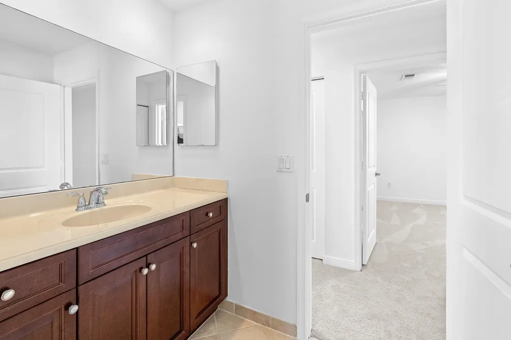 2705 Pienza Circle Royal Palm Beach FL 33411
