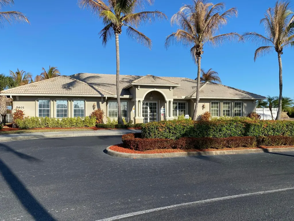 546 Waverly Circle Port St Lucie FL 34983