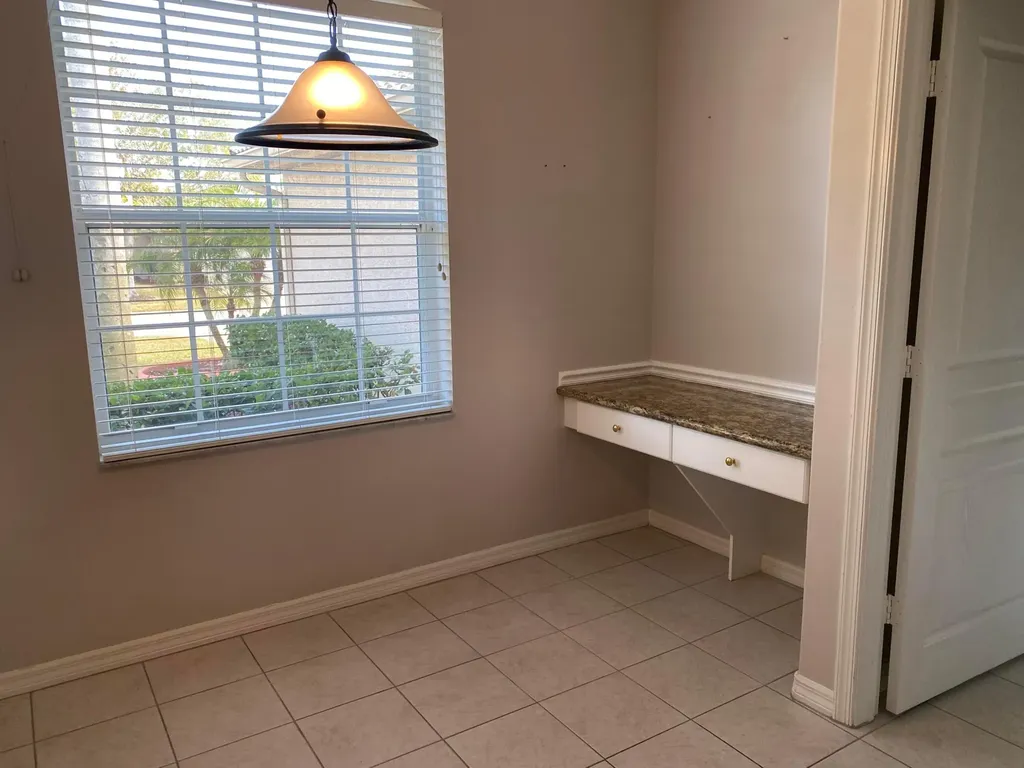 546 Waverly Circle Port St Lucie FL 34983