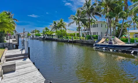 808 NE Bay Cove Street Boca Raton FL 33487