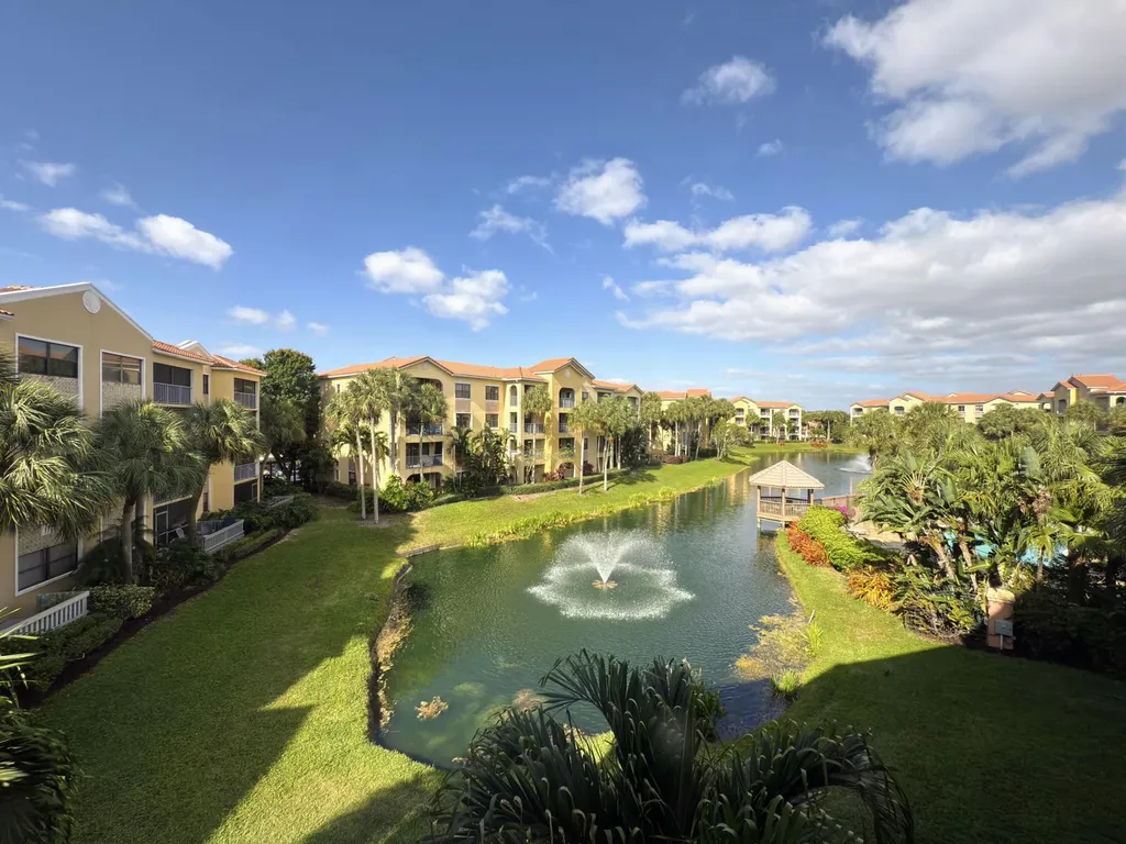 700 Uno Lago Drive Juno Beach FL 33408