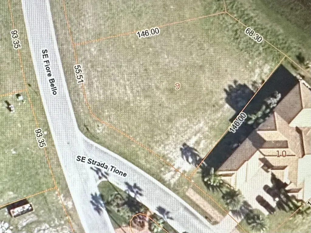 150 SE Fiore Bello Port St Lucie FL 34952