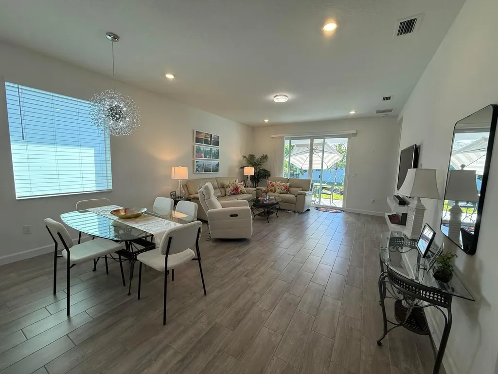 5758 Graceful Way Delray Beach FL 33484