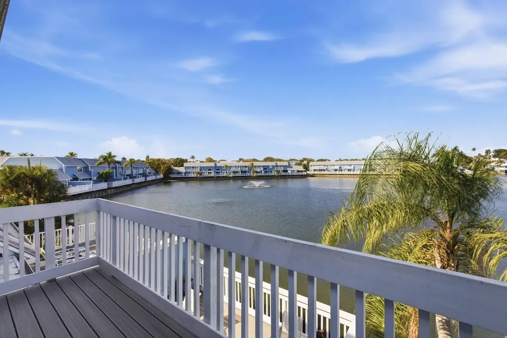 813 Ocean Dunes Circle Jupiter FL 33477