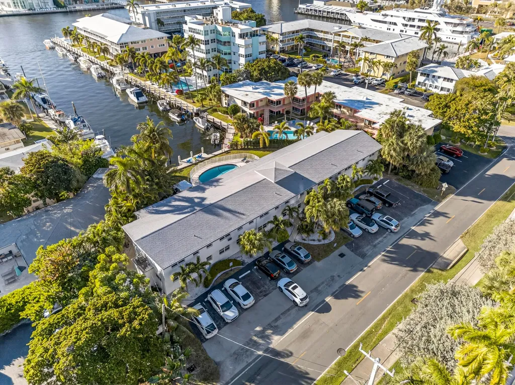 2815 NE 33rd Avenue Fort Lauderdale FL 33308