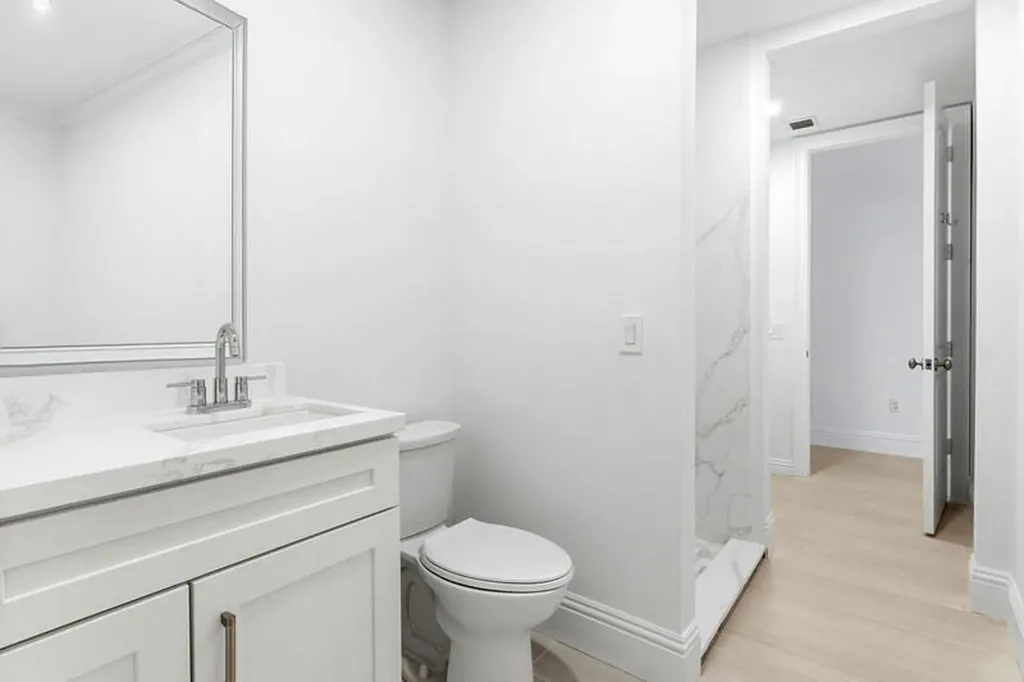 122 SE 6th Avenue Delray Beach FL 33483