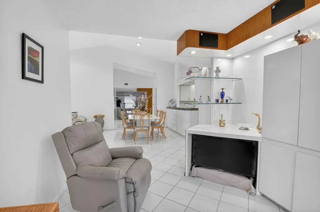 5900 Sunswept Lane Boynton Beach FL 33437