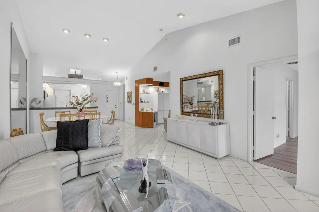 5900 Sunswept Lane Boynton Beach FL 33437