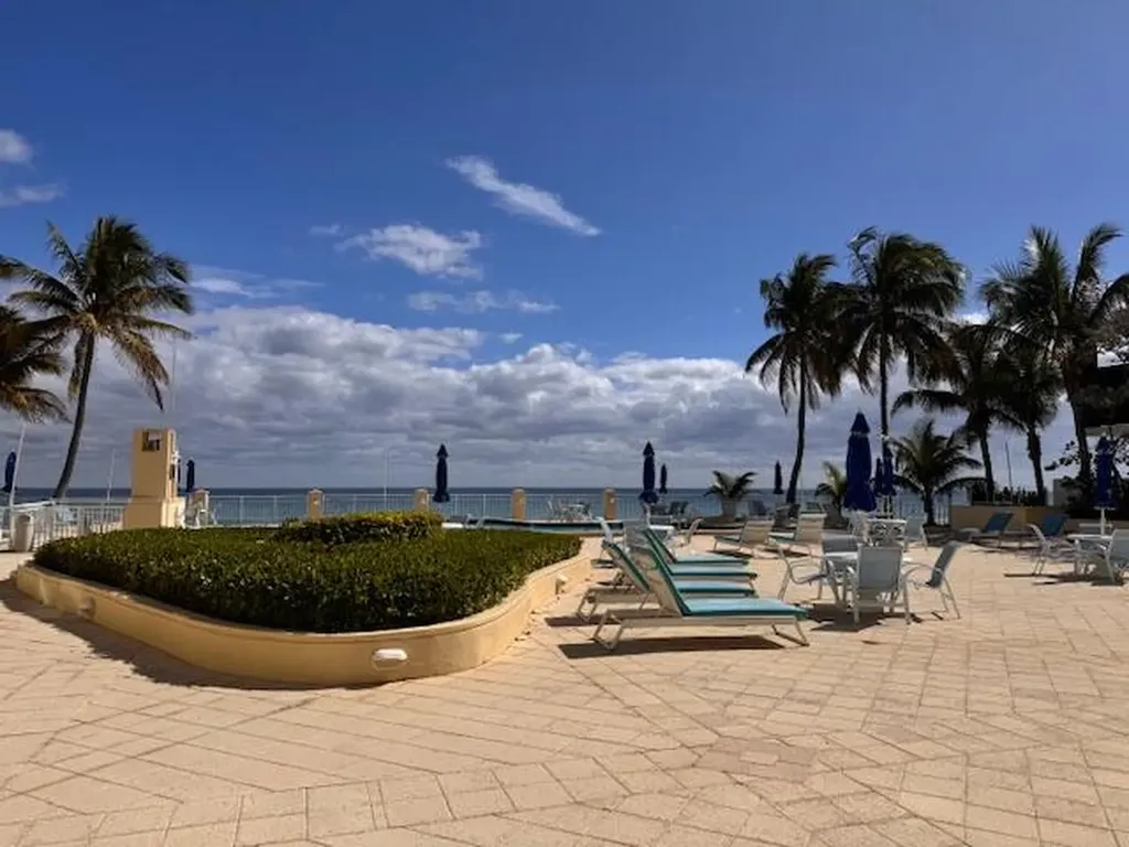 3475 S Ocean Boulevard Palm Beach FL 33480