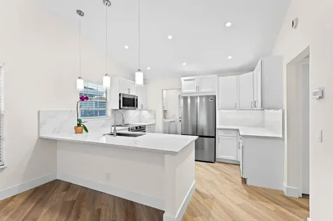 1662 Royal Forest Court West Palm Beach FL 33406