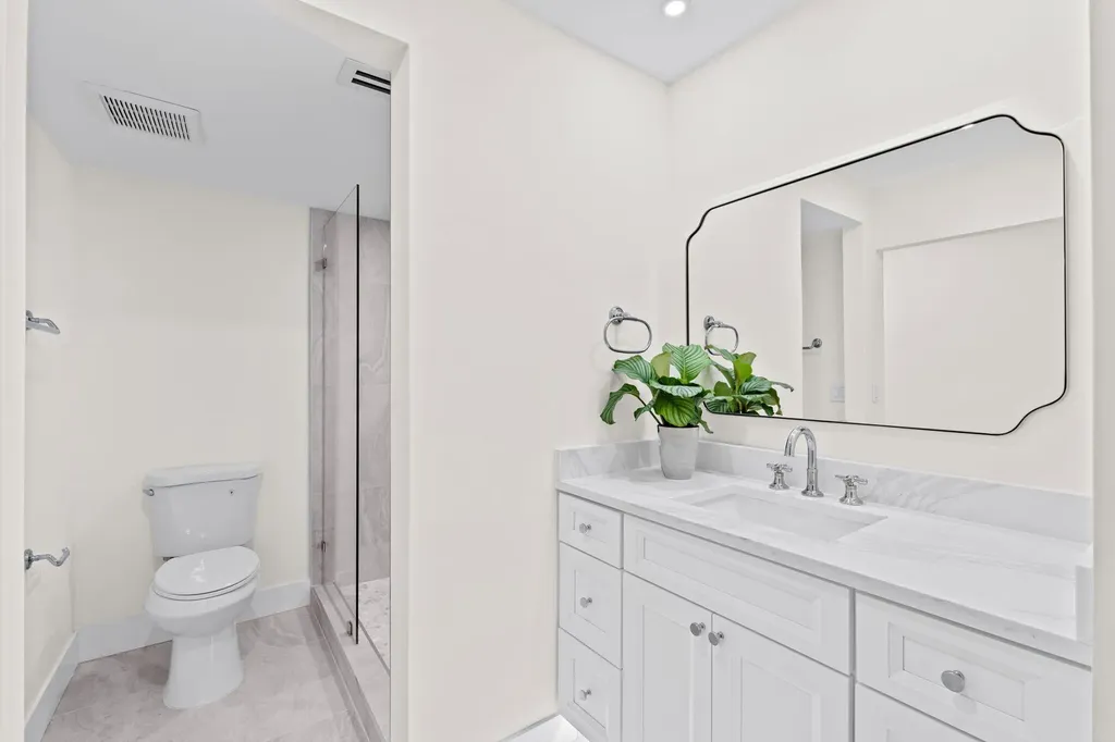 1658 Royal Forest Court West Palm Beach FL 33406