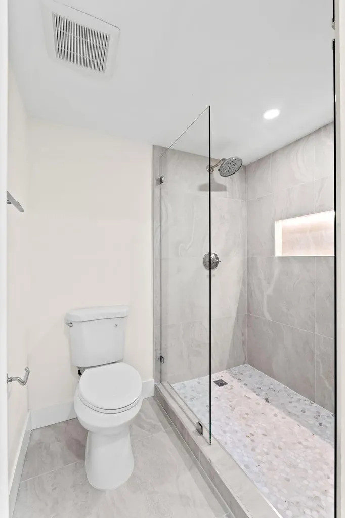 1658 Royal Forest Court West Palm Beach FL 33406