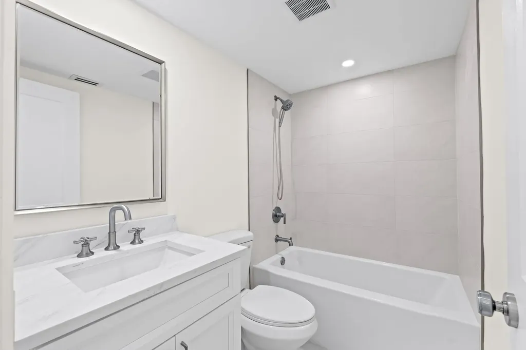 1658 Royal Forest Court West Palm Beach FL 33406
