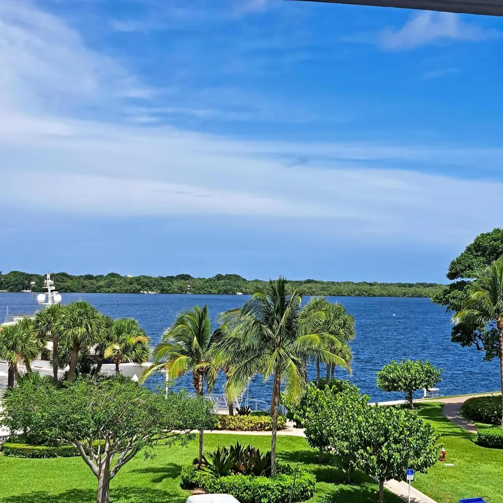 1200 Marine Way North Palm Beach FL 33408