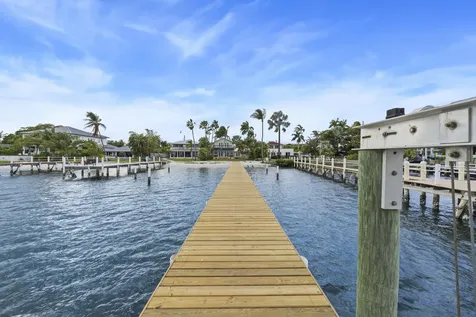 122 S Lake Drive Lantana FL 33462