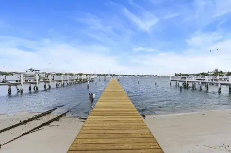 122 S Lake Drive Lantana FL 33462