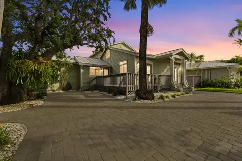 122 S Lake Drive Lantana FL 33462