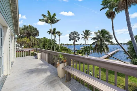 122 S Lake Drive Lantana FL 33462