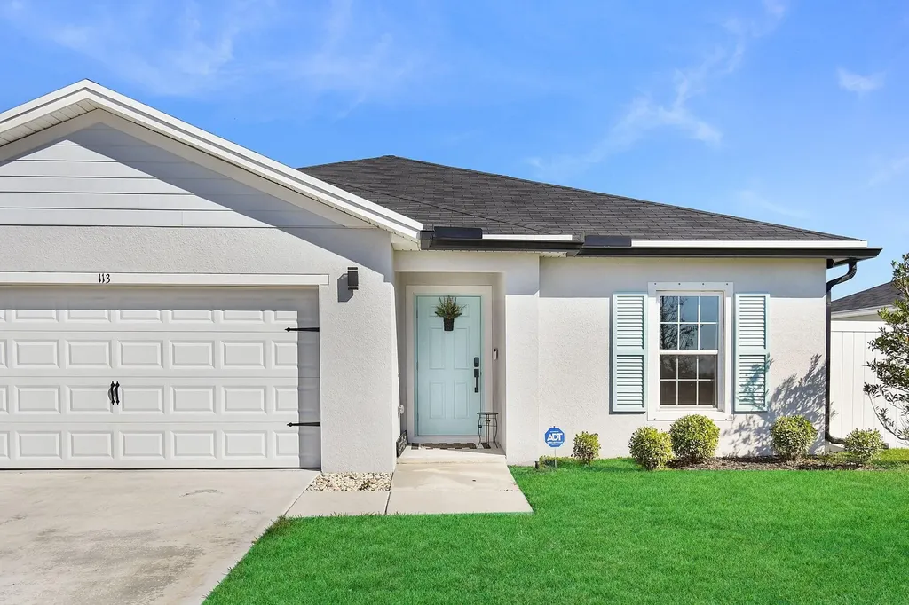 113 Dabou Loop Belle Glade FL 33430