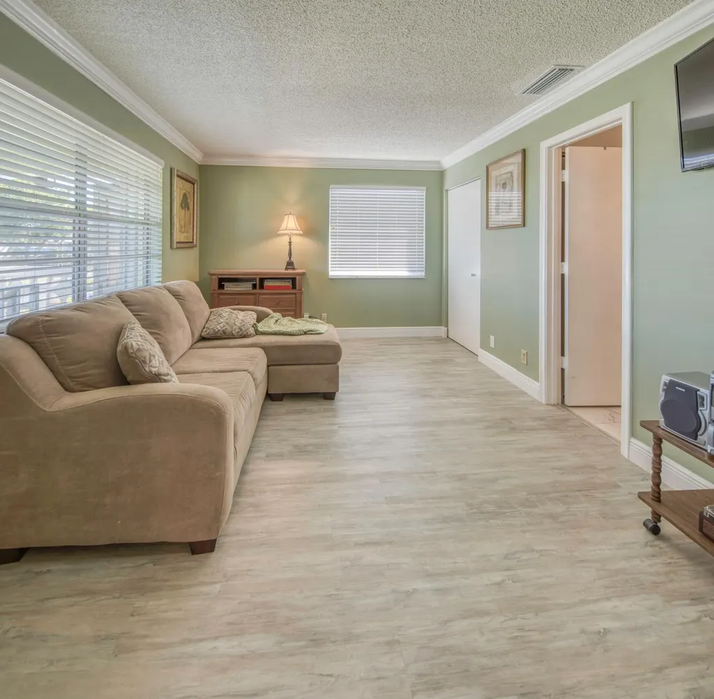 1720 NW 20th Avenue Delray Beach FL 33445