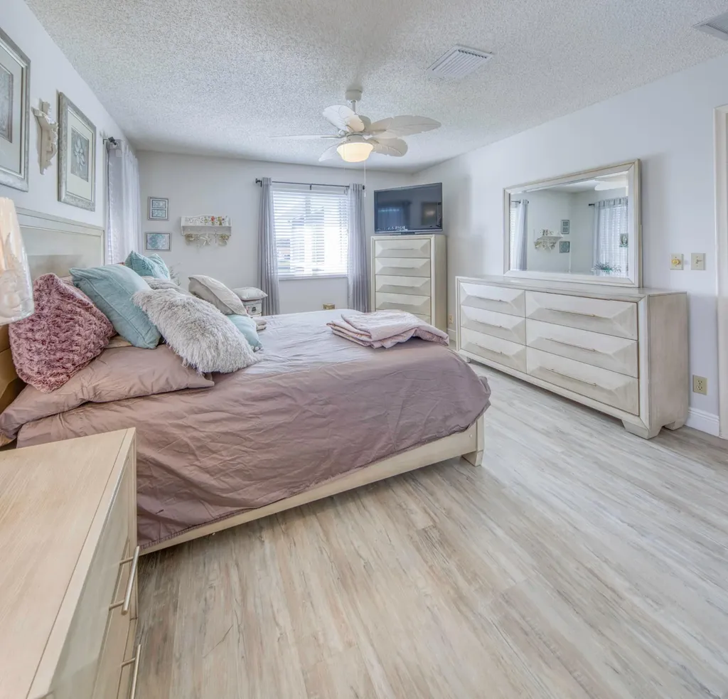 1720 NW 20th Avenue Delray Beach FL 33445