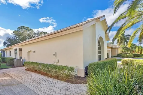 9313 Avenel Lane Port St Lucie FL 34986